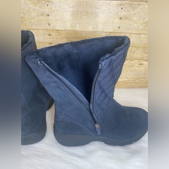 Lands End Womens Size 8D Blue Quilted Suede All Weather Zip Boots - Picture 5 of 13